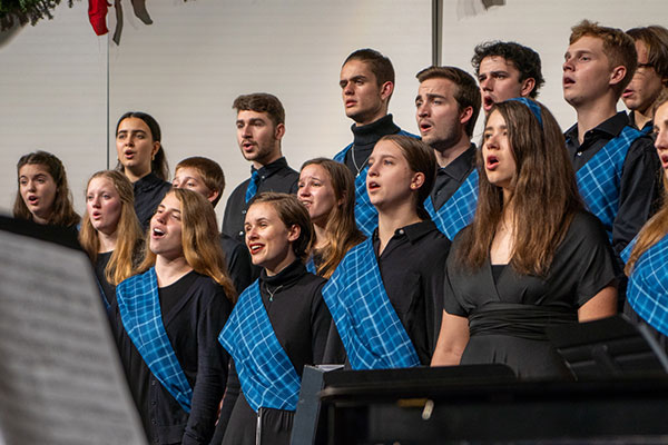 students choir singing