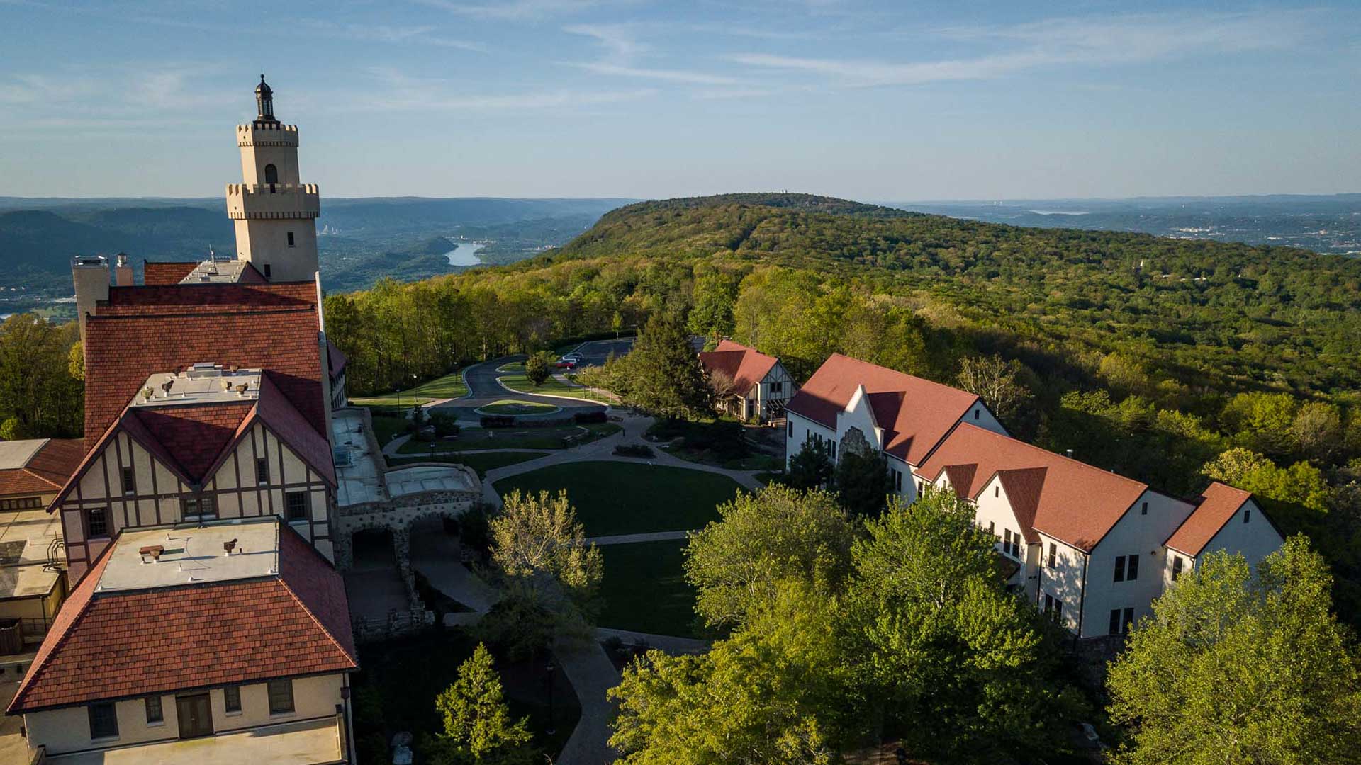 Aerial view of Covenant College campus